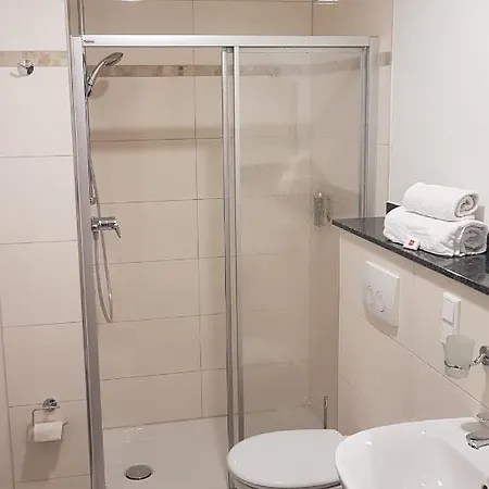 Landgasthof Kelzenberg Jüchen Zimmer foto
